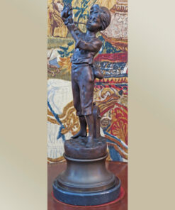 Escultura de bronce B-15