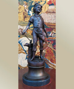 Escultura de bronce B-16