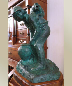 Escultura de bronce B-38